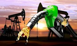 Tüm zamları unutun! Dev bankadan korkutan tahmin: Akaryakıt fiyatlarına zam geldi mi?