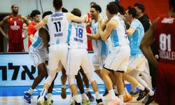 Erdem Can'dan galibiyet sonrası Türk bayraklı kutlama