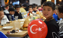 Diyanet Vakfı 10 bin yetimin temel ihtiyacını üstleniyor