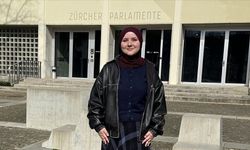 Zürih Belediye Meclisi'nde bir ilk: En genç başörtülü vekil oldu