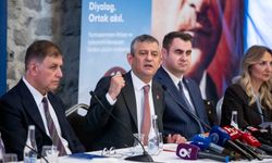 Özgür Özel’den Romanlar için temsil ve kaynak vurgusu