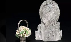 Üzerinde 4500 elmas var! 30 milyon dolarlık yumurta 3 dakikada satıldı