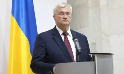 Ukrayna'dan Türkiye önerisi: Zelenskiy ve Putin Ankara'da bir araya gelmeli