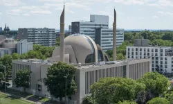 Avrupa'nın inanç haritası sil baştan: Binlerce kilise kapandı, cami sayıları rekor kırdı!