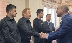 Bakanlardan okul saldırısında hayatını kaybeden öğretmen Kara'nın ailesine taziye ziyareti