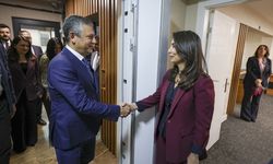 CHP Genel Başkanı Özgür Özel, DEM Parti'yi ziyaret etti