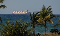 İran basını: Hürmüz Boğazı tamamen kapatıldı, petrol tankerleri geri döndü