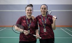 Bengisu ve Nazlıcan’dan badmintonda gümüş madalya