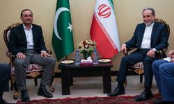 İran Dışişleri Bakanı Erakçi ile Pakistan Genelkurmay Başkanı Munir, Tahran’da görüştü