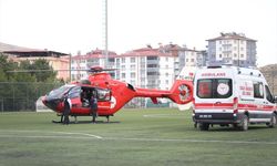 Malatya'da kalbi duran genç ambulans helikopterle hastaneye yetiştirildi