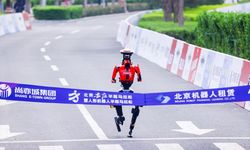 İnsanlık tarihinde bir ilk: Robotlar yarı maratonda dünya rekorunu altüst etti