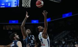 Anadolu Efes sahasında Türk Telekom'u 101-91 mağlup etti!