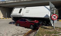 Bartın'da öğrencileri taşıyan otobüs devrildi: Çok sayıda yaralı var