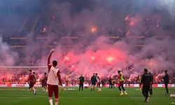 Şampiyonluğa bir adım kala Galatasaray'dan stadyumda taraftara açık antrenman