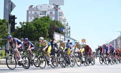 Türkiye Bisiklet Turu’nda uzun etap zaferi Casper van Uden’in oldu