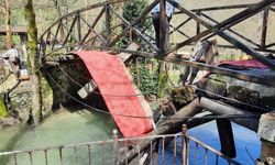 Sakarya’da dere üzerindeki asma köprü çöktü: 2 hafif yaralı