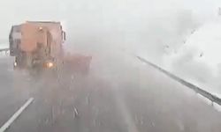 Bolu geçişinde yoğun kar yağışı sürücüleri zorladı