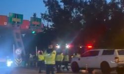 İzmir'de korkunç kaza! Alev alan otomobildeki kadın hayatını kaybetti