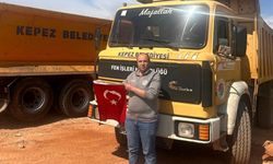 Antalya'da belediye işçisinin duyarlı bayrak hareketi!