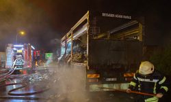 TEM otoyolunda tekstil yüklü kamyon alev aldı