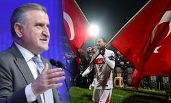 Bakan Bak'tan tarihi zafer sonrası ilk açıklama: Bizim Çocuklar gururumuz oldu!