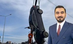 Ünlü saç ekimi uzmanı Berkay Tulpar, otomobiliyle bariyerlere çarparak araçtan uçtu