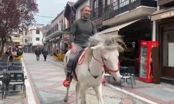 Edirne sokaklarında bir garip anlar! Atıyla caddede tur attı