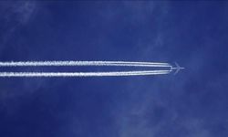 DMM'den 'püskürtme' iddialarına yalanlama: Uçakların izleri doğal bir oluşumdur