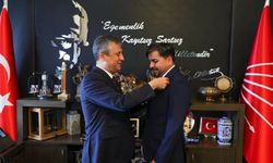 CHP'ye katılan Arif Kocabıyık'ın üyelik işlemleri durduruldu