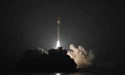 Denizden fırlatıldı! Çin kendi internetini mi kuruyor?