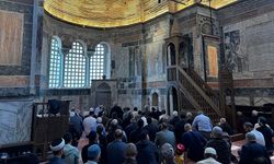 Diyanet cuma hutbesinde okul saldırılarına dikkat çekti! "Yavrularımızı şiddet içerikli oyunların insafına bırakmayalım"