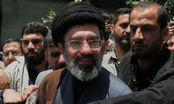 Mücteba Hamaney hakkında sarsıcı rapor: Yeni lider bacağını mı kaybetti?