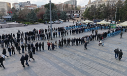 Kırıkkale'de ücretsiz 20 bin çam fidanı dağıtımına yoğun ilgi