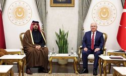 Bakan Güler'den Doha'da kritik temas: Katar Emiri Al Thani ile görüştü