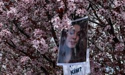 Tunceli'de Gülistan Doku'nun anısı yaşatıldı: Ağaçlara fotoğrafları asıldı