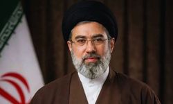 İran'ın dini lideri Hamaney'den flaş açıklama: Hizbullah'a desteğimiz sürecek!