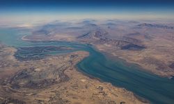 İran'dan ABD'ye darbe! Savaş gemisi Hürmüz Boğazı'ndan geri döndü