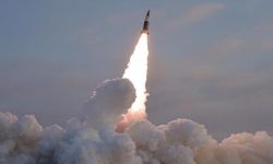 Yemen'deki Husiler İsrail'e balistik füzeyle saldırdı