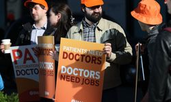 İngiltere'de sağlık sistemi kilitlendi: Doktorlardan 6 günlük grev