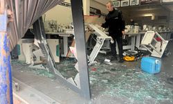 Tekirdağ'da gazla freni karıştıran sürücü iş yerine daldı