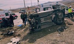 Van'da korkunç kaza! 4'ü askeri personel 6 yaralı