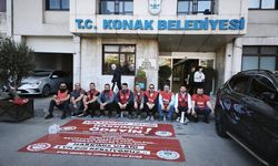 Konak Belediyesinde çalışan işçiler geriye dönük hakları için oturma eylemi başlattı