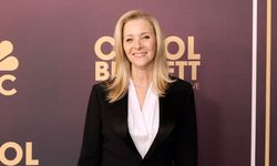 Lisa Kudrow’dan "Friends" itirafı: "Yazarlar rol arkadaşlarım üzerine fanteziler kuruyordu"