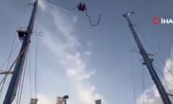 Lunaparkta dev sapan oyuncağının halatı koptu: Korku dolu anlar kamerada