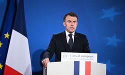 Fransa İran'la masaya oturuyor: Hürmüz Boğazı görüşülecek