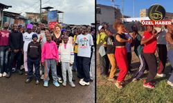 Türkçe şarkılar eşliğinde Afrikalı çocuklarla dans etti! "Türk kültürünü Kenya'da anlatıyorum"