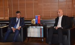 Özgür Özel’den Türk-İş’e ziyaret: Emek gündemi masaya yatırıldı