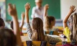 Okullar ne zaman kapanacak, yaz tatili ne zaman başlıyor? MEB 2026 karne dağıtım tarihi belli oldu! 2025-2026 eğitim öğretim yılı takvimi...