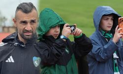 Yürekleri ısıtan jest! Serdar Dursun'dan minik taraftara hayatının sürprizi...