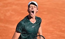 Sinner Madrid Açık’ta yarı finale yükseldi